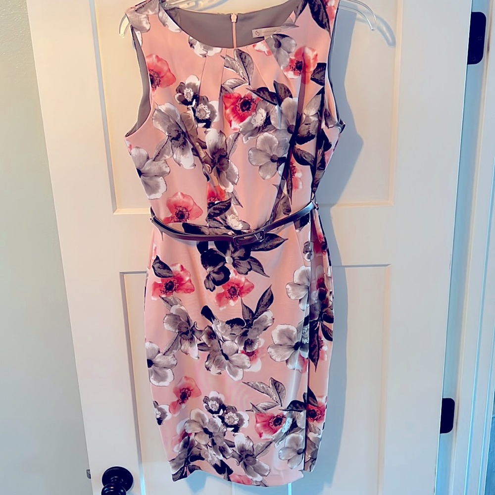 Beautiful pink dress with grey and pink flowers, 8P